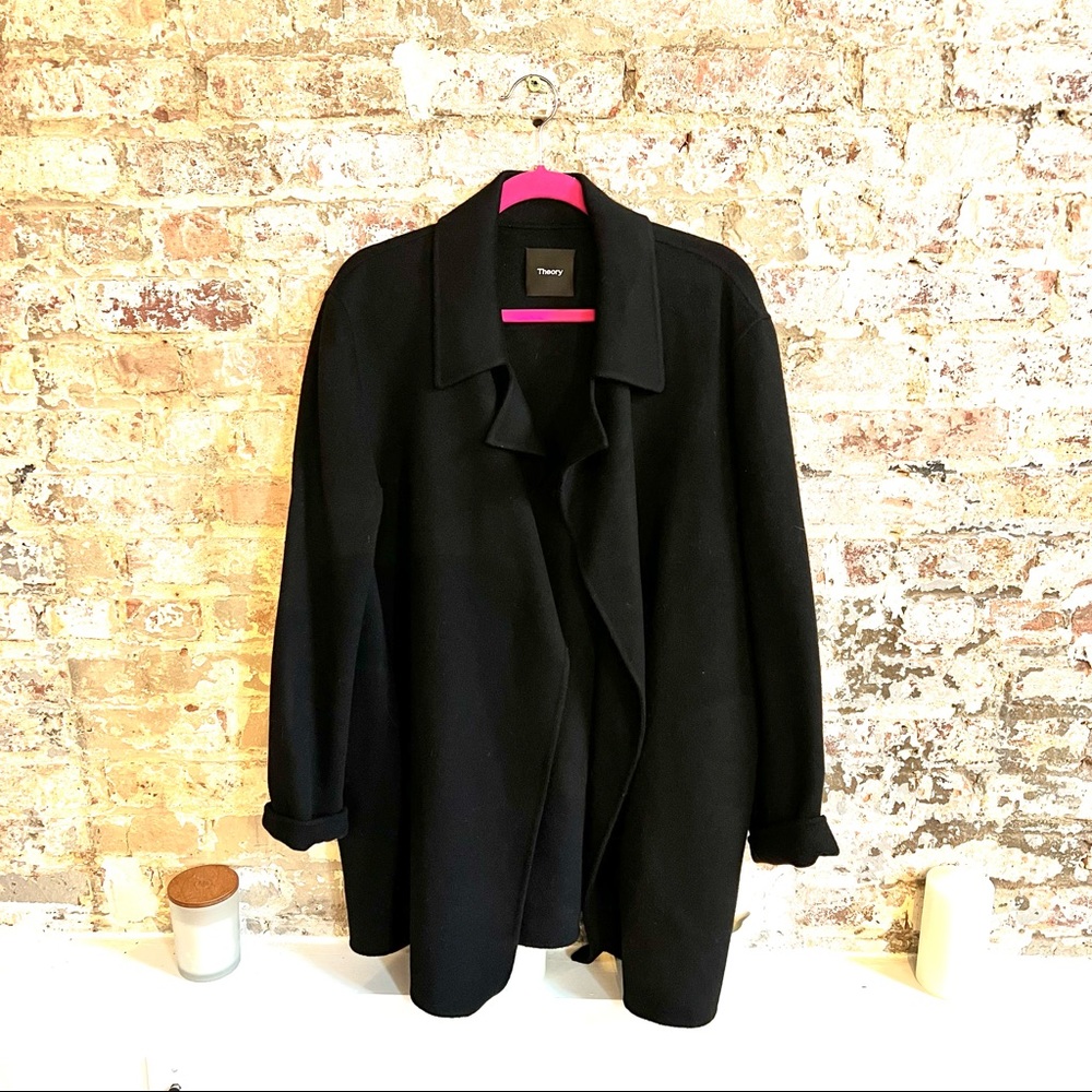 Never worn Theory XL coat